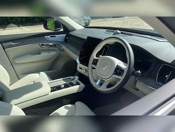 Used Volvo XC90 2026 for sale - 78675301: Photo