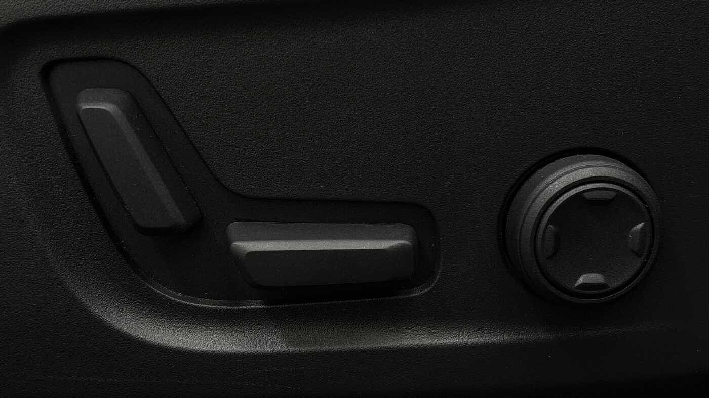 Used Volvo XC40 2024 for sale - 77163396: Photo 28