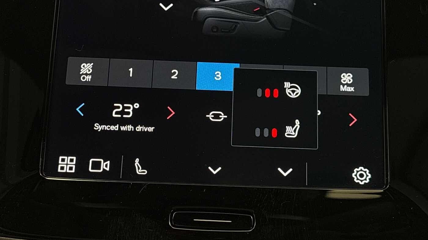 Used Volvo XC40 2024 for sale - 77163396: Photo 40