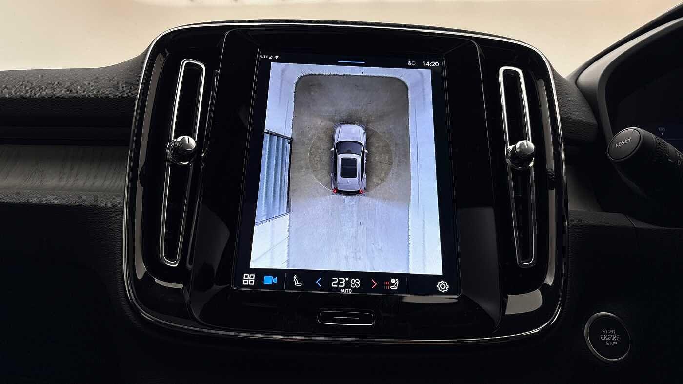 Used Volvo XC40 2024 for sale - 77163396: Photo 41