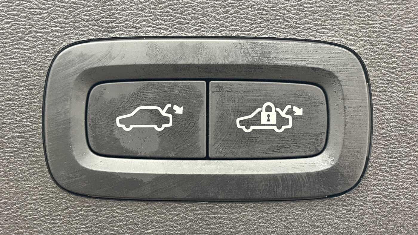 Used Volvo XC40 for sale - 77190452: Photo 19