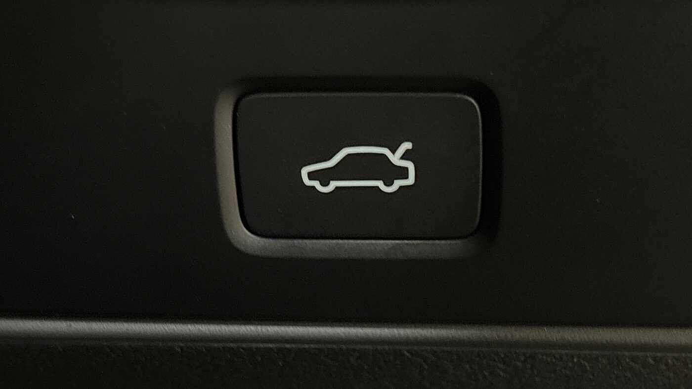 Used Volvo XC40 2024 for sale - 76936443: Photo 30