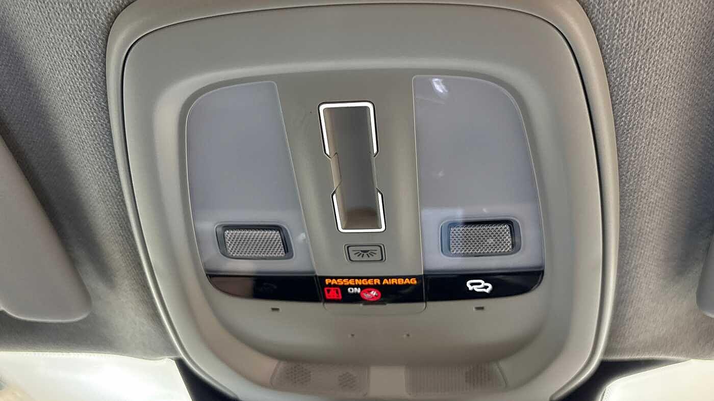 Used Volvo XC40 2024 for sale - 76936443: Photo 33