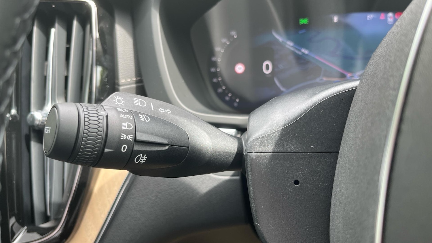 Used Volvo XC60 for sale - 77192053: Photo 21