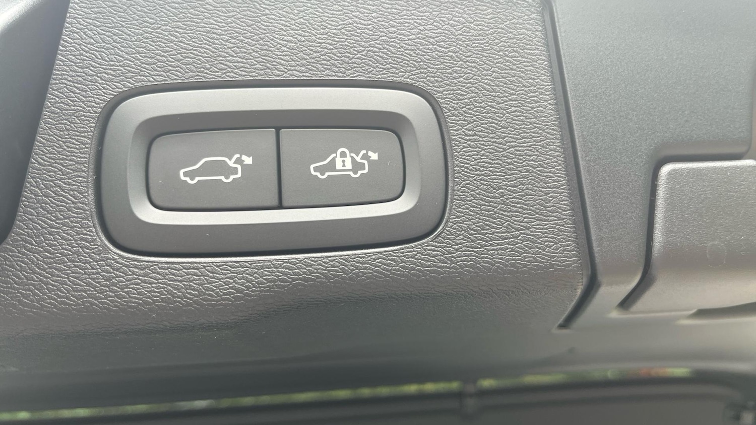 Used Volvo XC60 for sale - 77192053: Photo 35