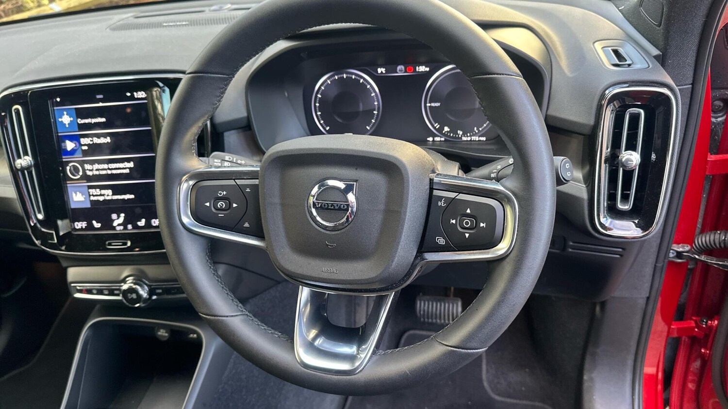 Used Volvo XC40 for sale - 77752877: Photo 60