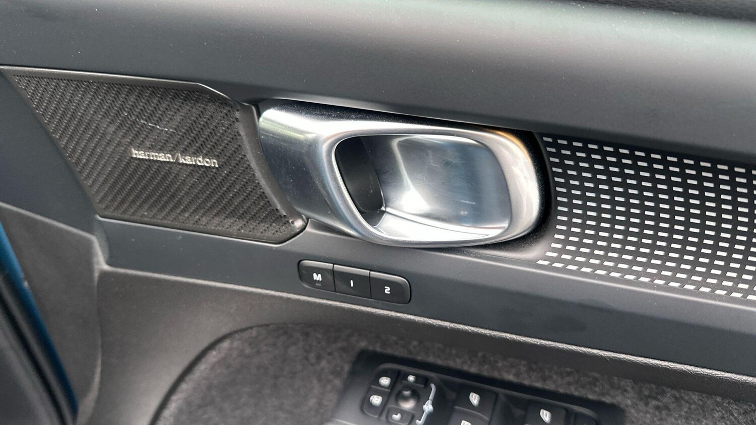 Used Volvo XC40 2024 for sale - 77440119: Photo 27