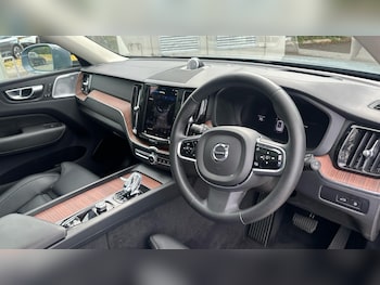 Used Volvo XC60 2024 for sale - 75564093: Photo