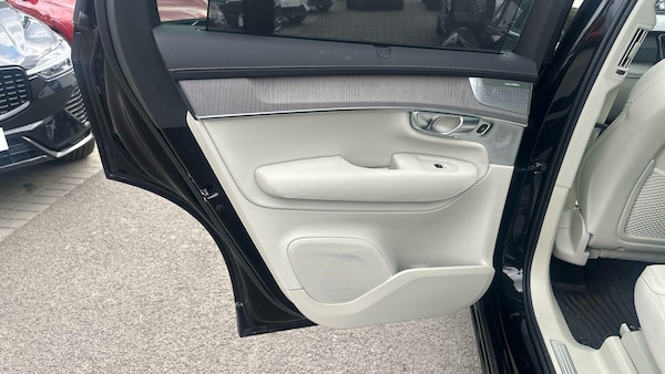 Used Volvo XC90 2025 for sale - 76270787: Photo 10