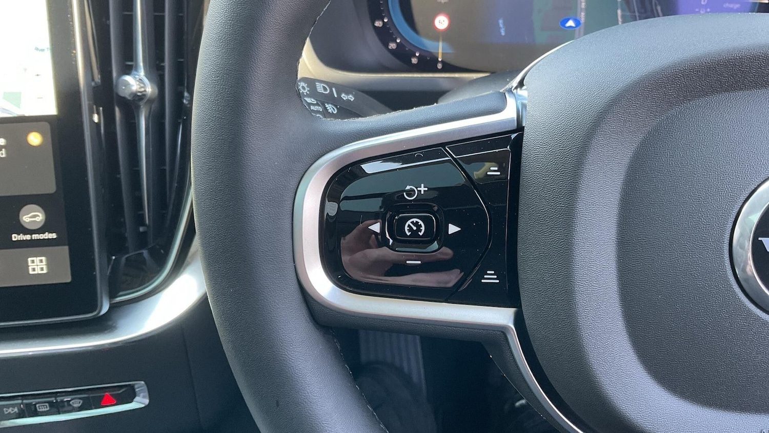 Used Volvo XC90 for sale - 76619694: Photo 17