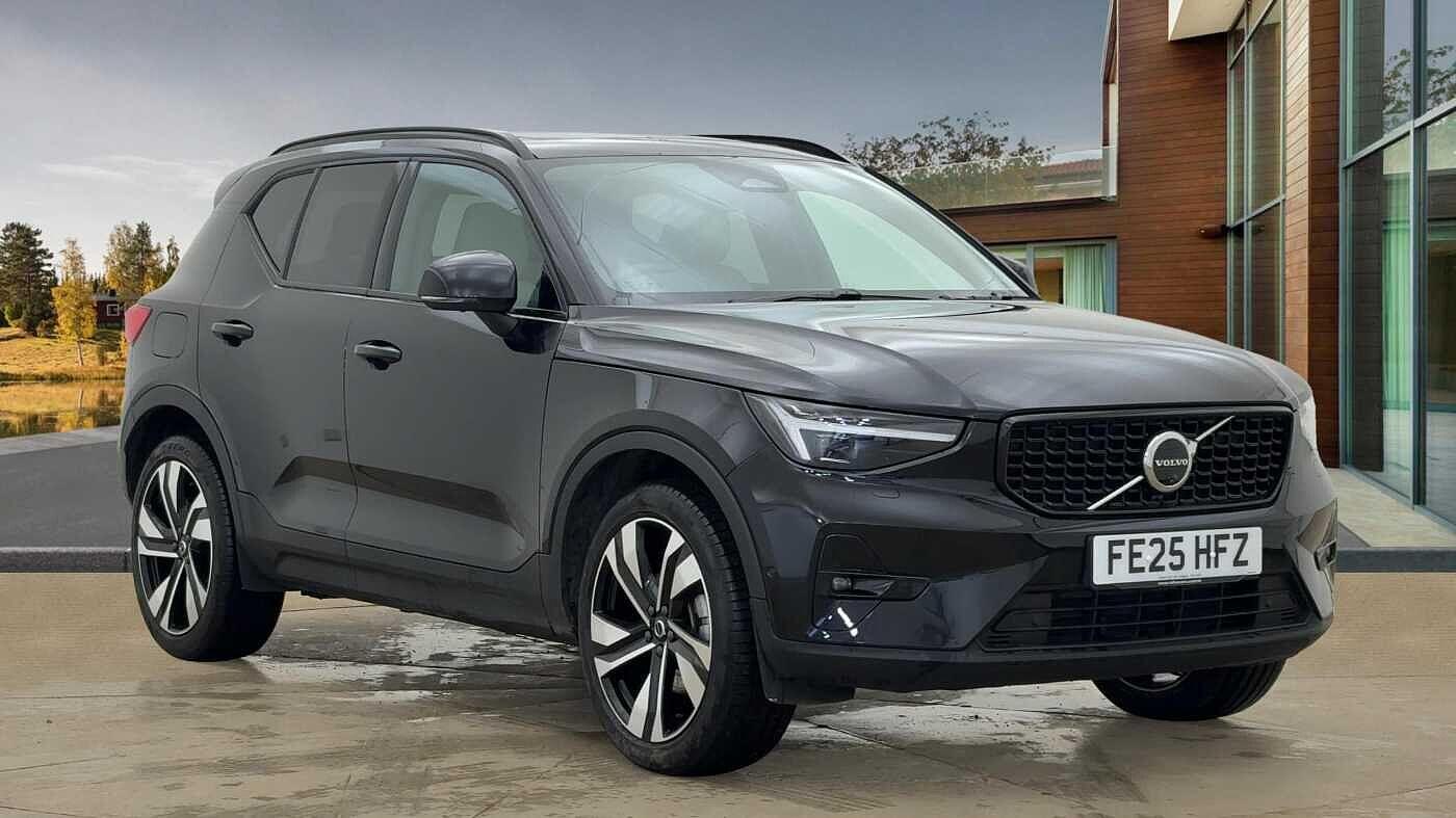 Used Volvo XC40 2025 for sale - 77131601: Photo 1