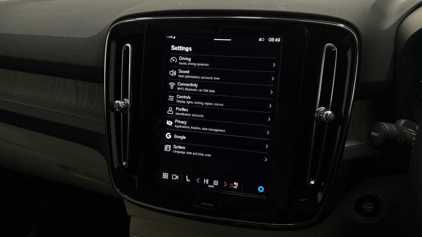 Used Volvo XC40 2025 for sale - 77131601: Photo 35