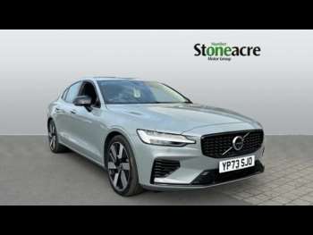 (73) - Recharge Plus, T8 AWD Plug-in hybrid, Electric/Petrol, Dark 4-Door