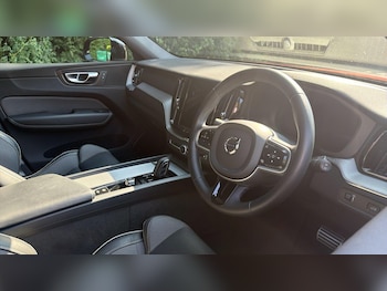 Used Volvo XC60 2022 for sale - 79279508: Photo