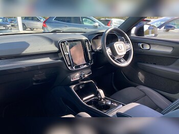 Used Volvo XC40 2024 for sale - 75646142: Photo