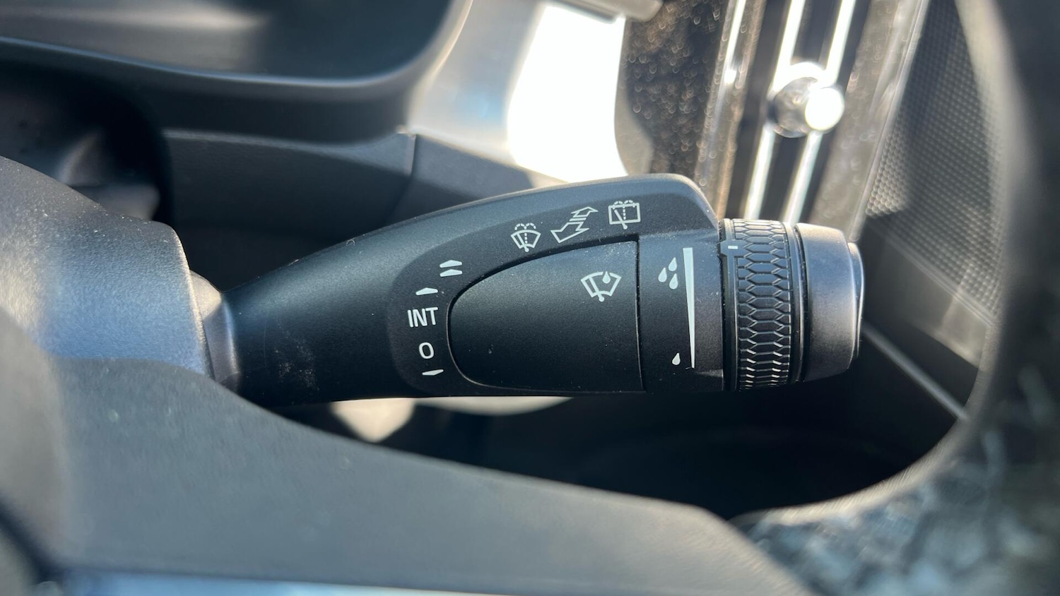 Used Volvo XC40 for sale - 78136117: Photo 22