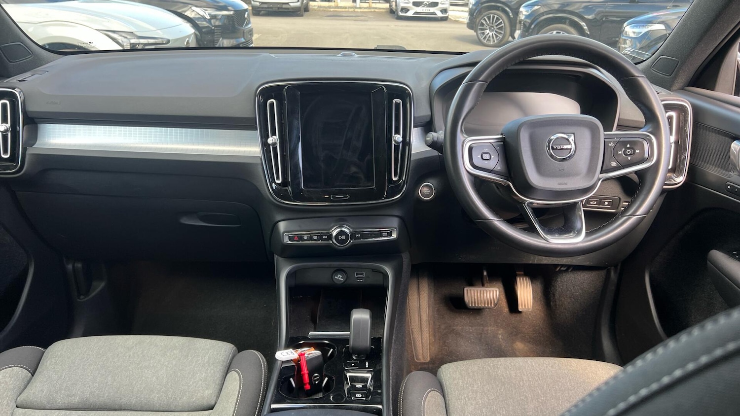 Used Volvo XC40 for sale - 78136117: Photo 5