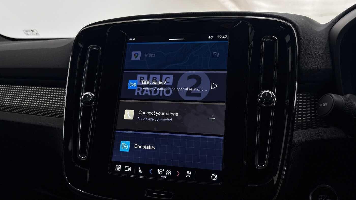 Used Volvo XC40 2025 for sale - 77163617: Photo 11