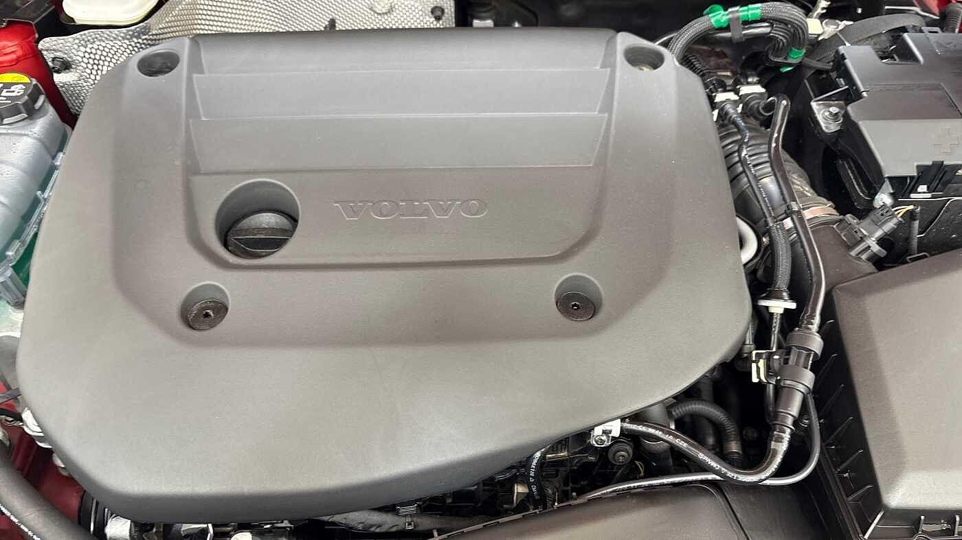 Used Volvo XC40 2025 for sale - 77163617: Photo 15