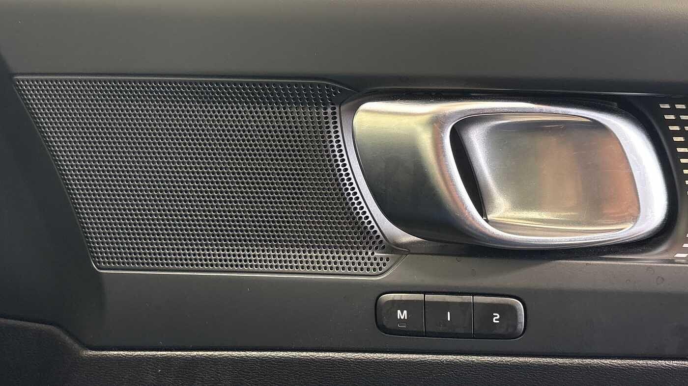 Used Volvo XC40 2025 for sale - 77163617: Photo 26