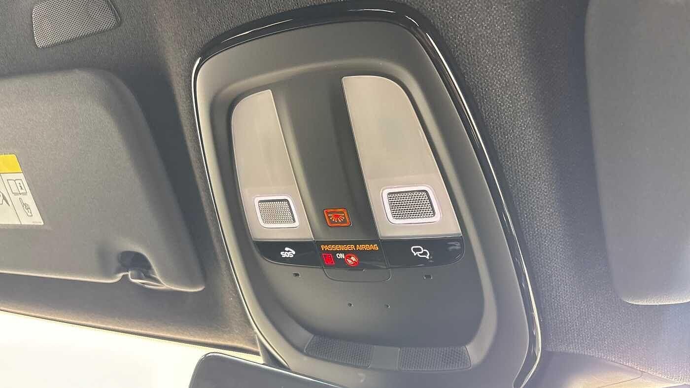 Used Volvo XC40 2025 for sale - 77163617: Photo 32