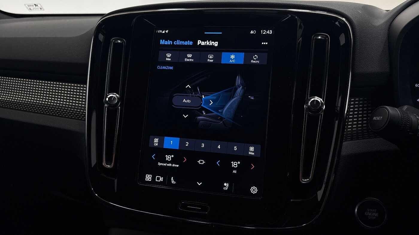 Used Volvo XC40 2025 for sale - 77163617: Photo 38