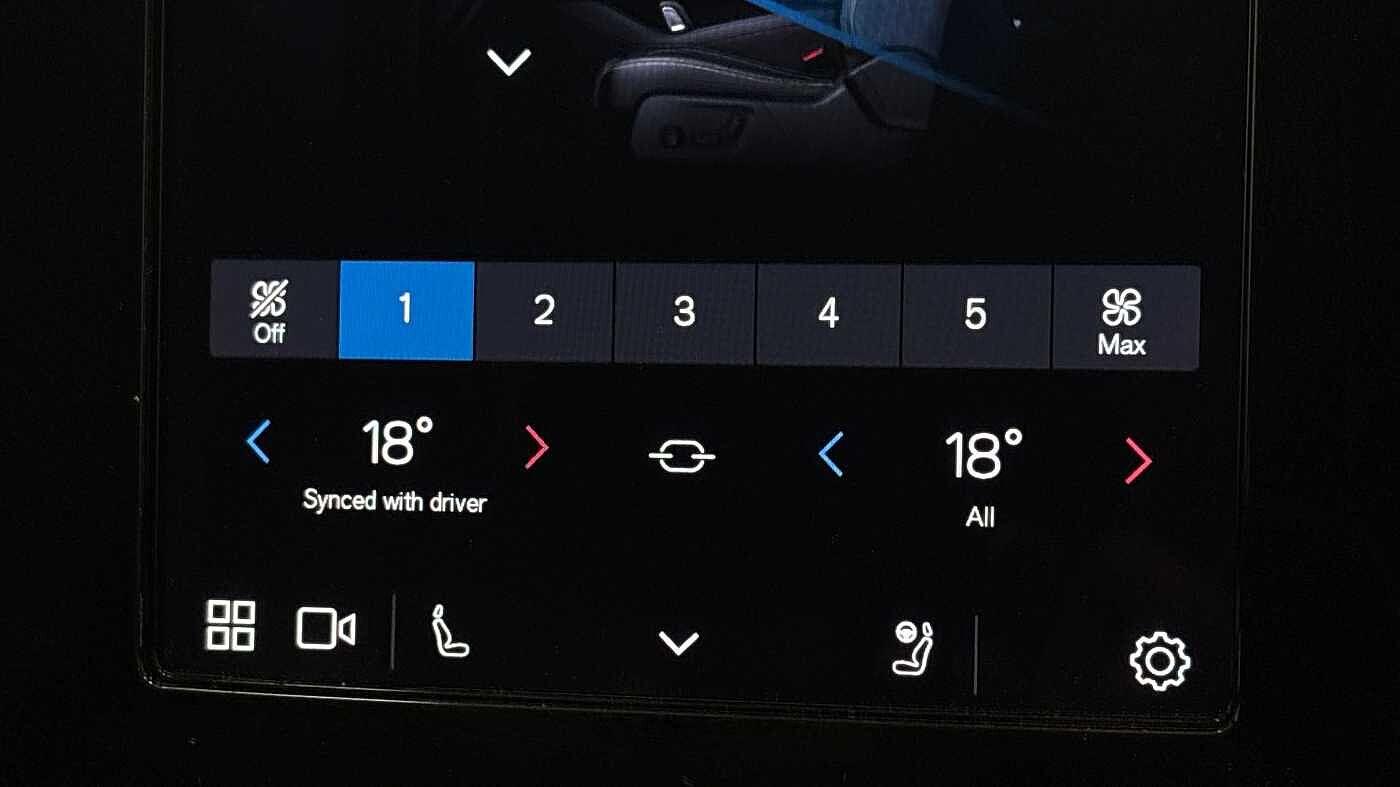 Used Volvo XC40 2025 for sale - 77163617: Photo 39