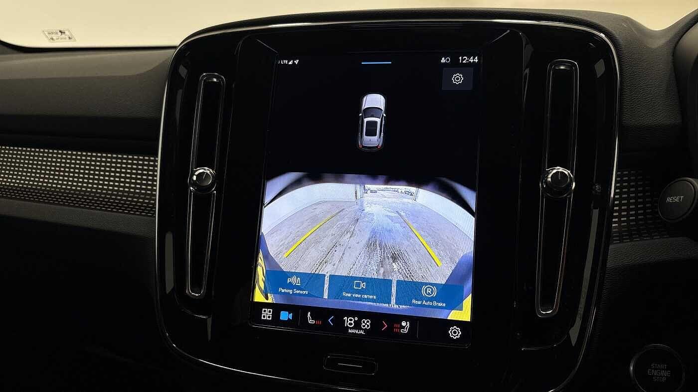 Used Volvo XC40 2025 for sale - 77163617: Photo 41