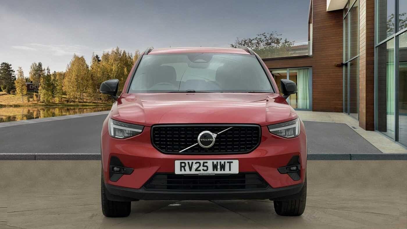 Used Volvo XC40 2025 for sale - 77163617: Photo 8