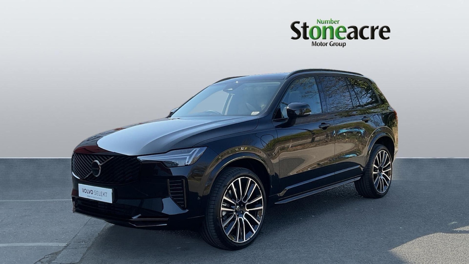 Used Volvo XC90 2025 for sale - 77191603: Photo 2