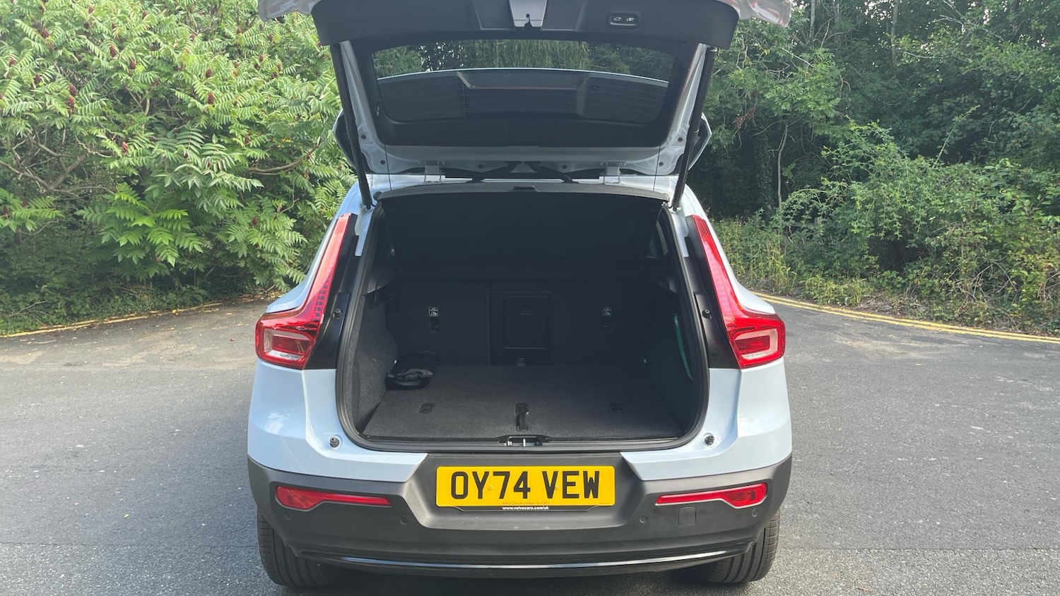 Used Volvo XC40 2024 for sale - 76702366: Photo 14