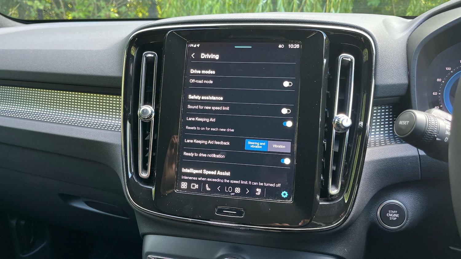 Used Volvo XC40 2024 for sale - 76702366: Photo 18