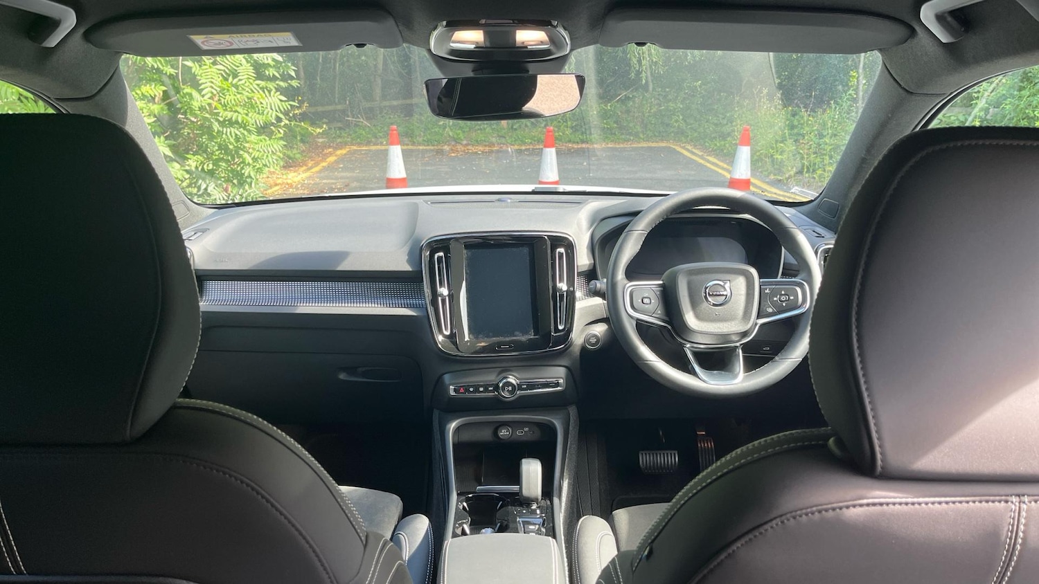 Used Volvo XC40 2024 for sale - 76702366: Photo 6