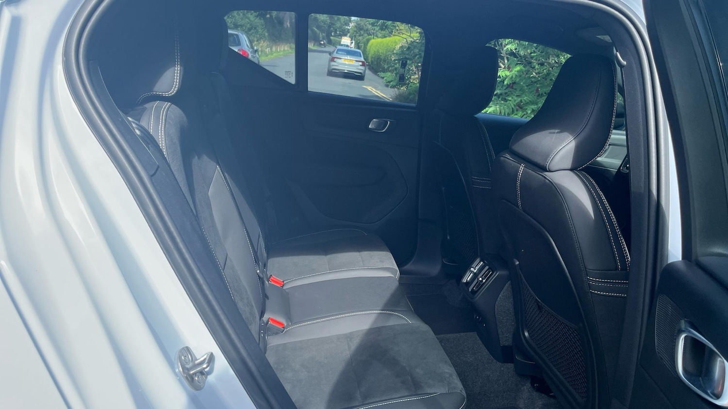 Used Volvo XC40 2024 for sale - 76702366: Photo 7