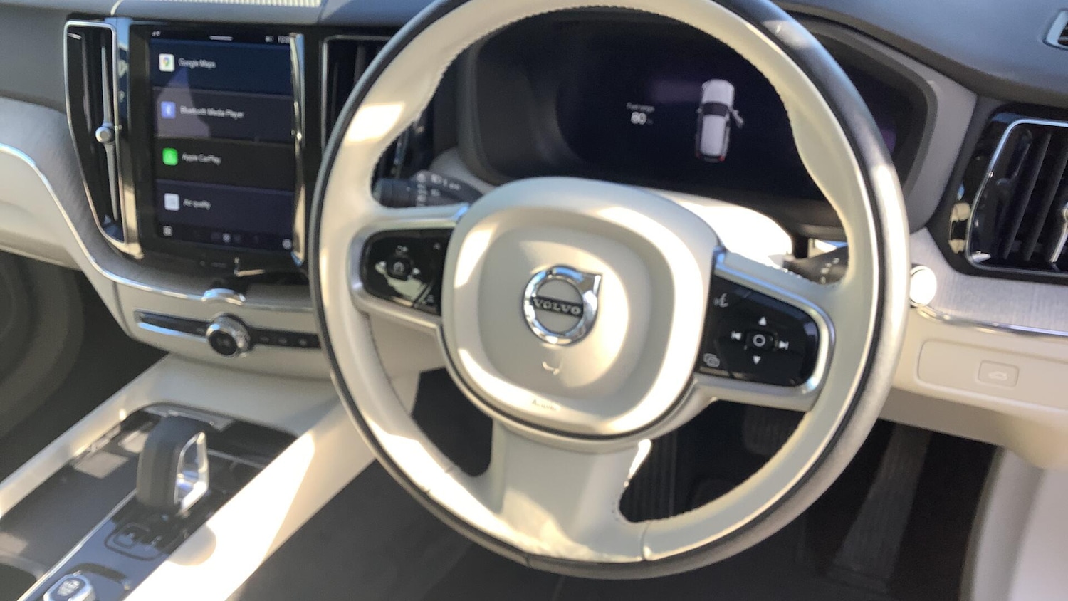 Used Volvo XC60 2023 for sale - 77290756: Photo 10