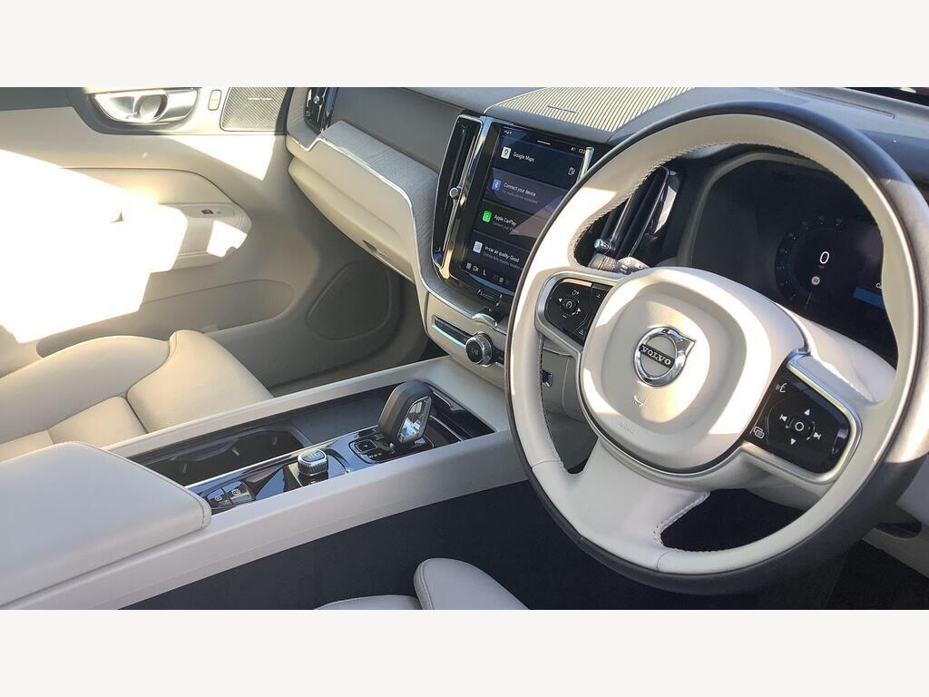 Used Volvo XC60 2023 for sale - 77290756: Photo 25