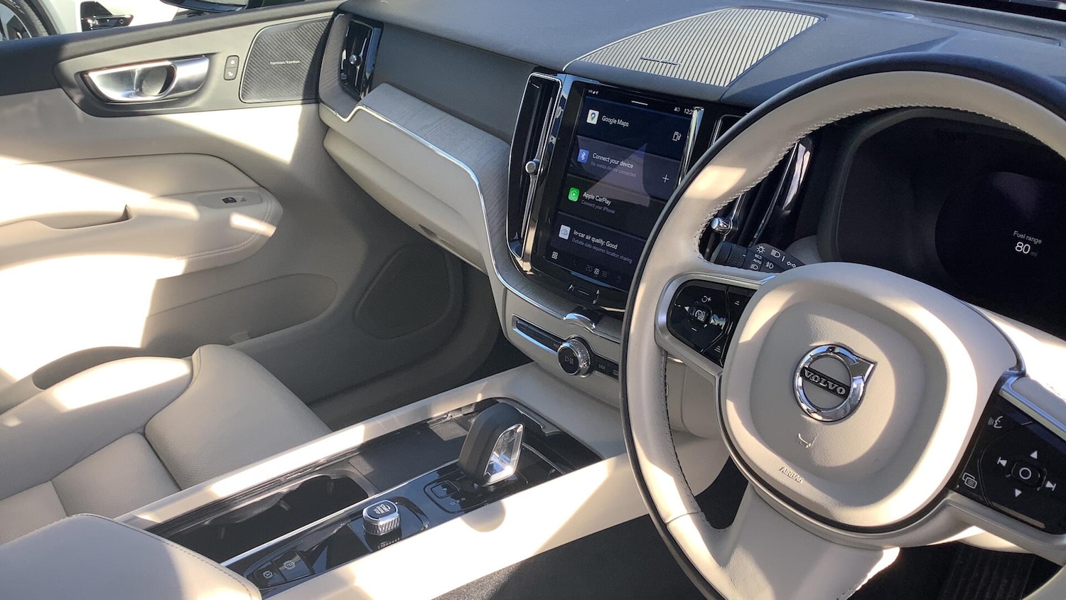 Used Volvo XC60 2023 for sale - 77290756: Photo 4