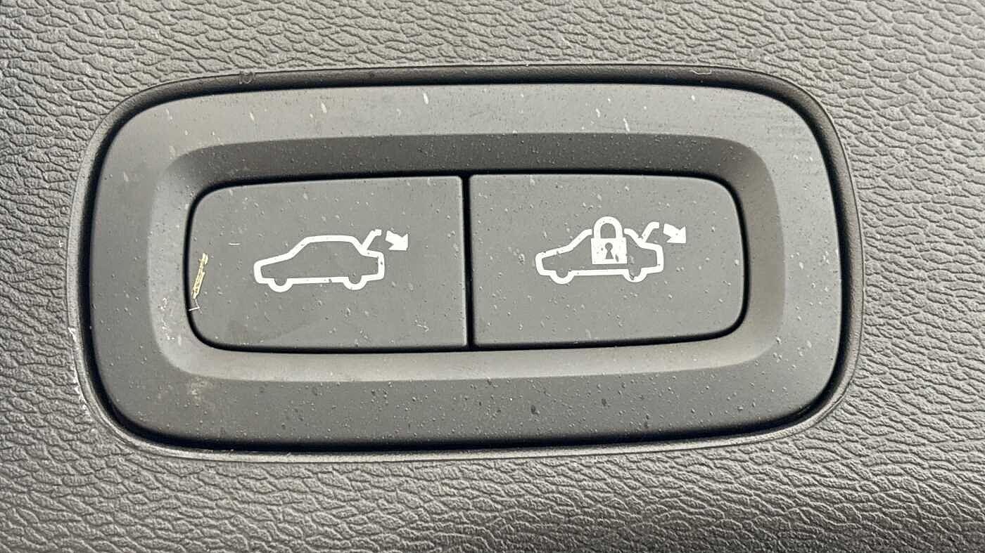 Used Volvo XC60 2025 for sale - 77091397: Photo 19