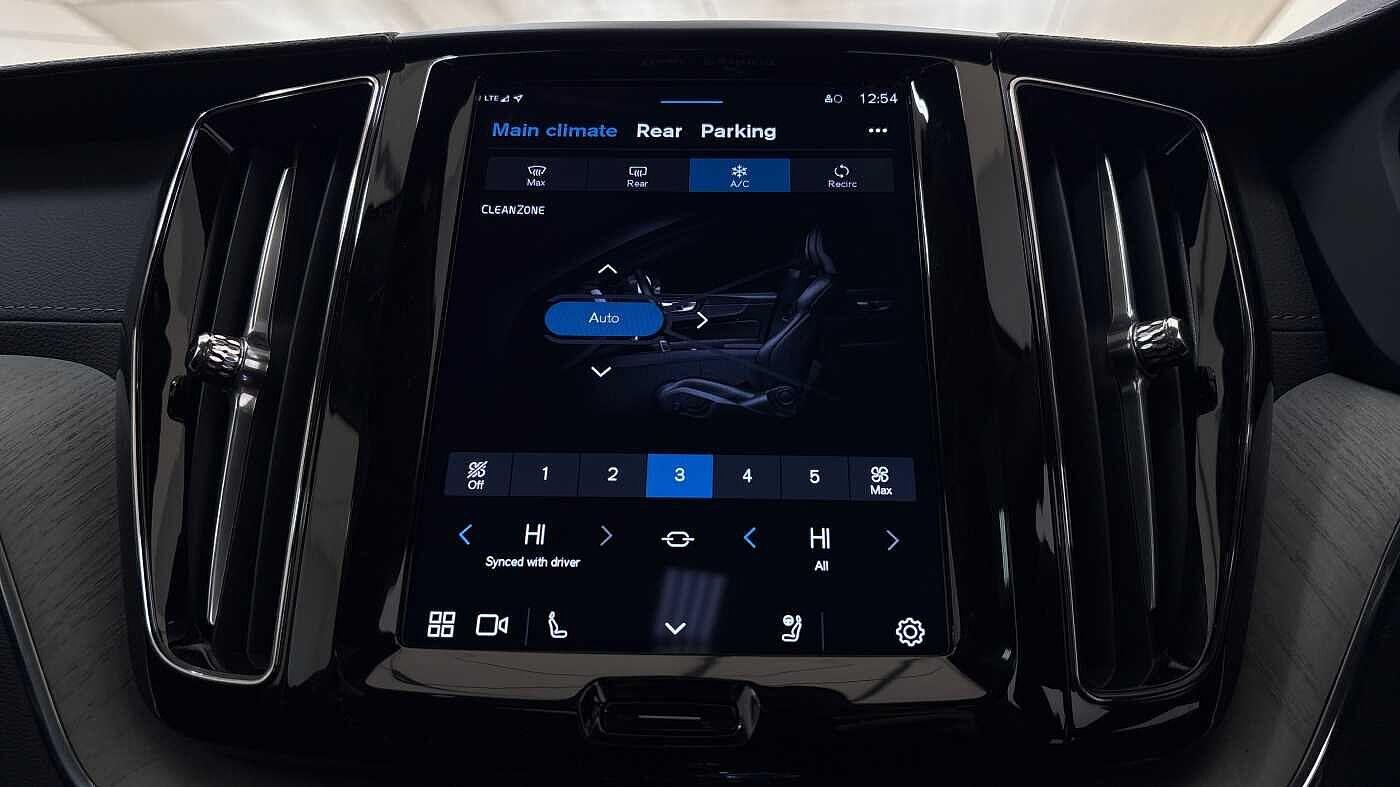 Used Volvo XC60 2025 for sale - 77091397: Photo 39