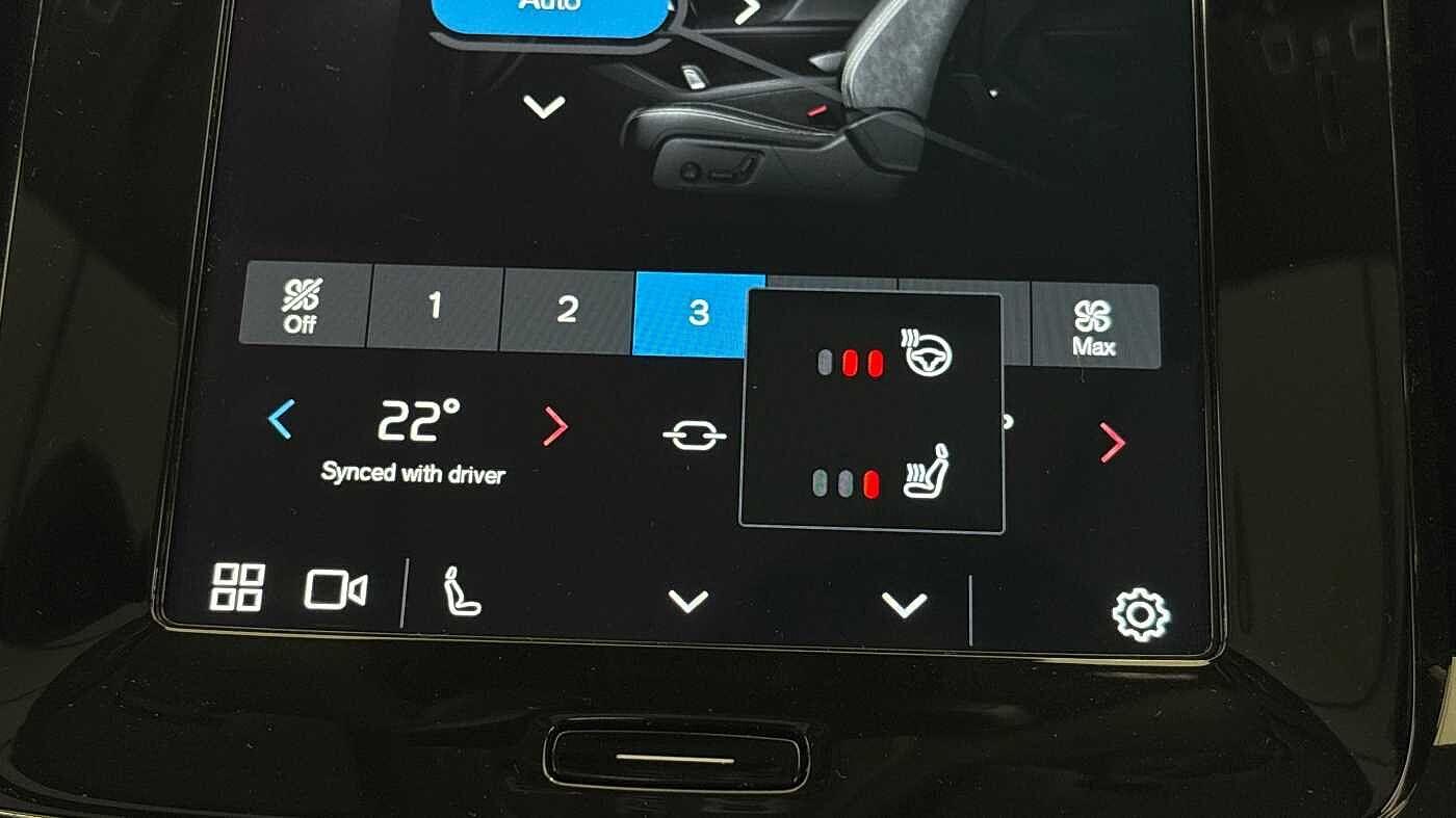 Used Volvo XC40 2024 for sale - 77411011: Photo 40