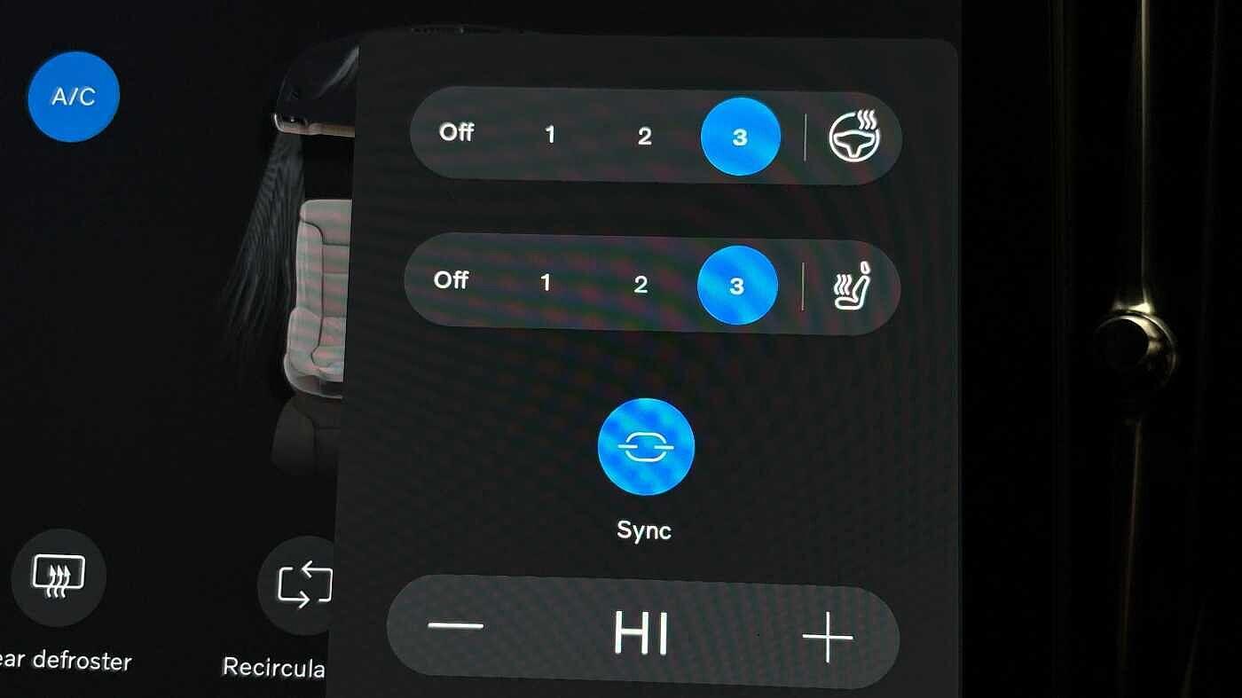 Used Volvo XC60 2025 for sale - 77783317: Photo 40