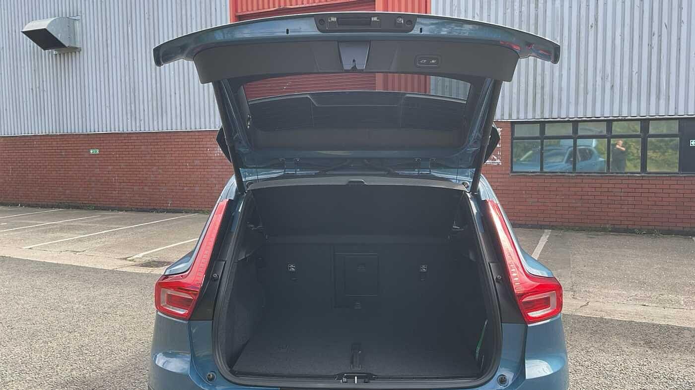 Used Volvo XC40 2024 for sale - 77163595: Photo 15