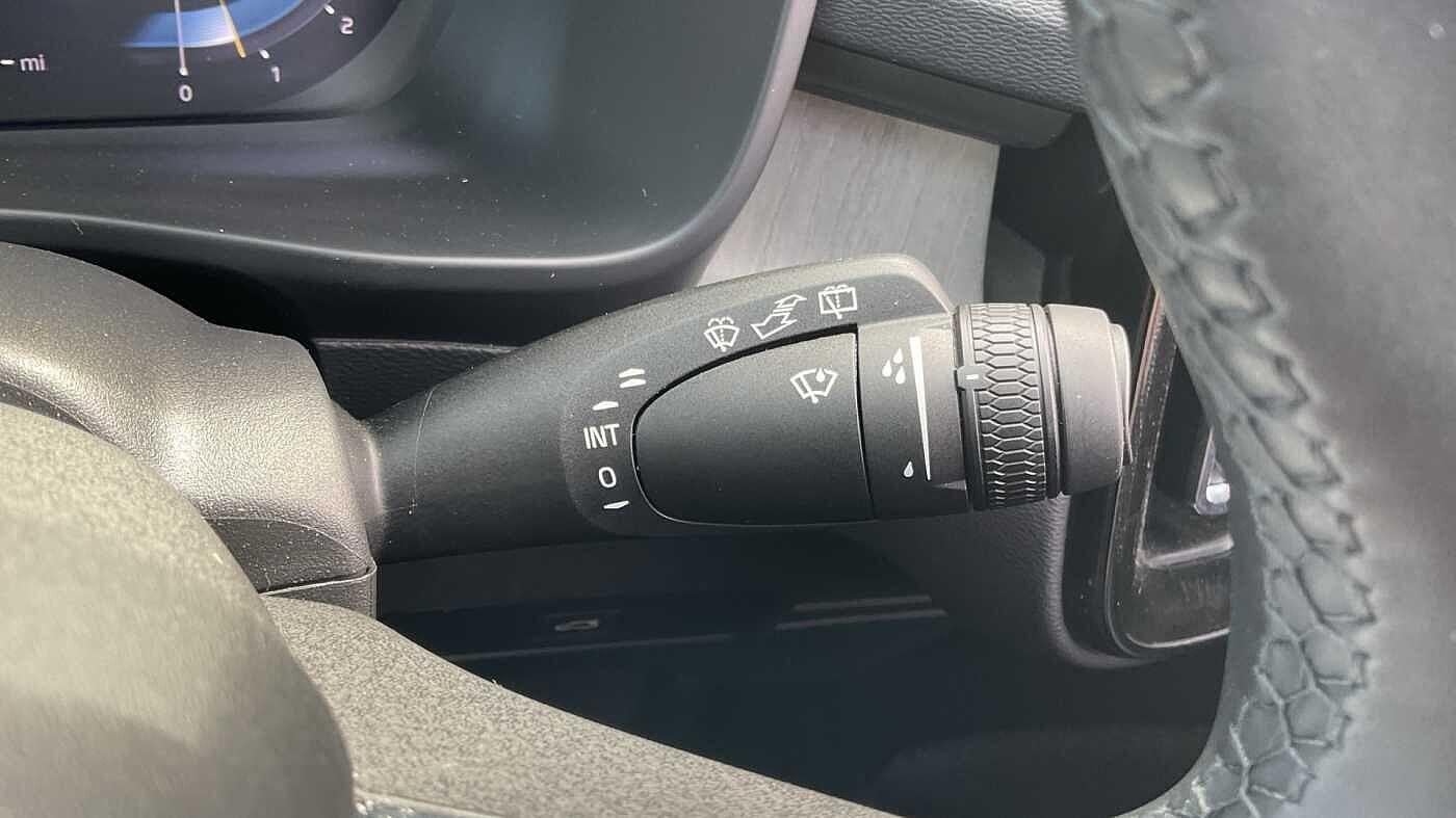 Used Volvo XC40 2024 for sale - 77163595: Photo 25