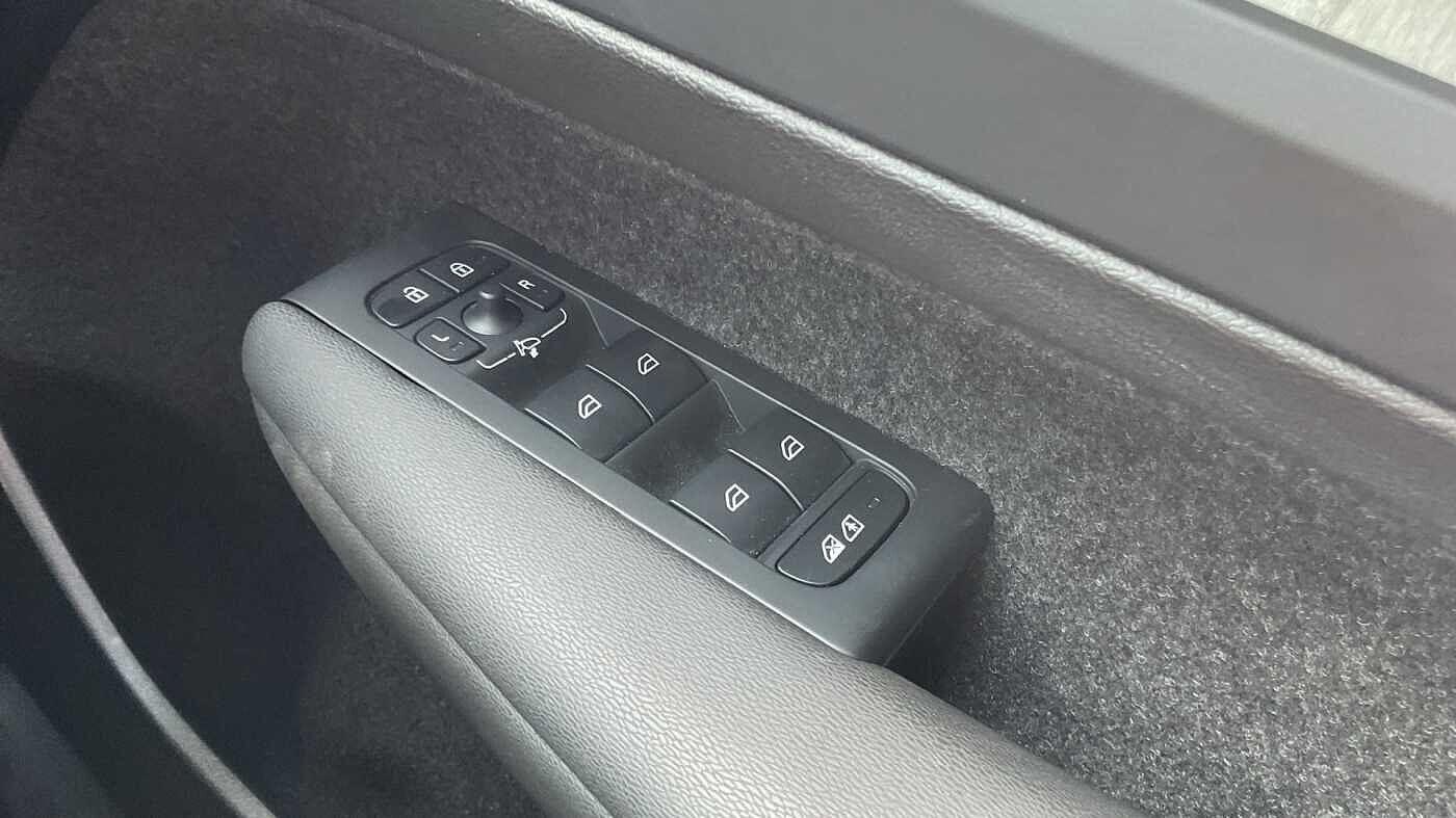 Used Volvo XC40 2024 for sale - 77163595: Photo 26