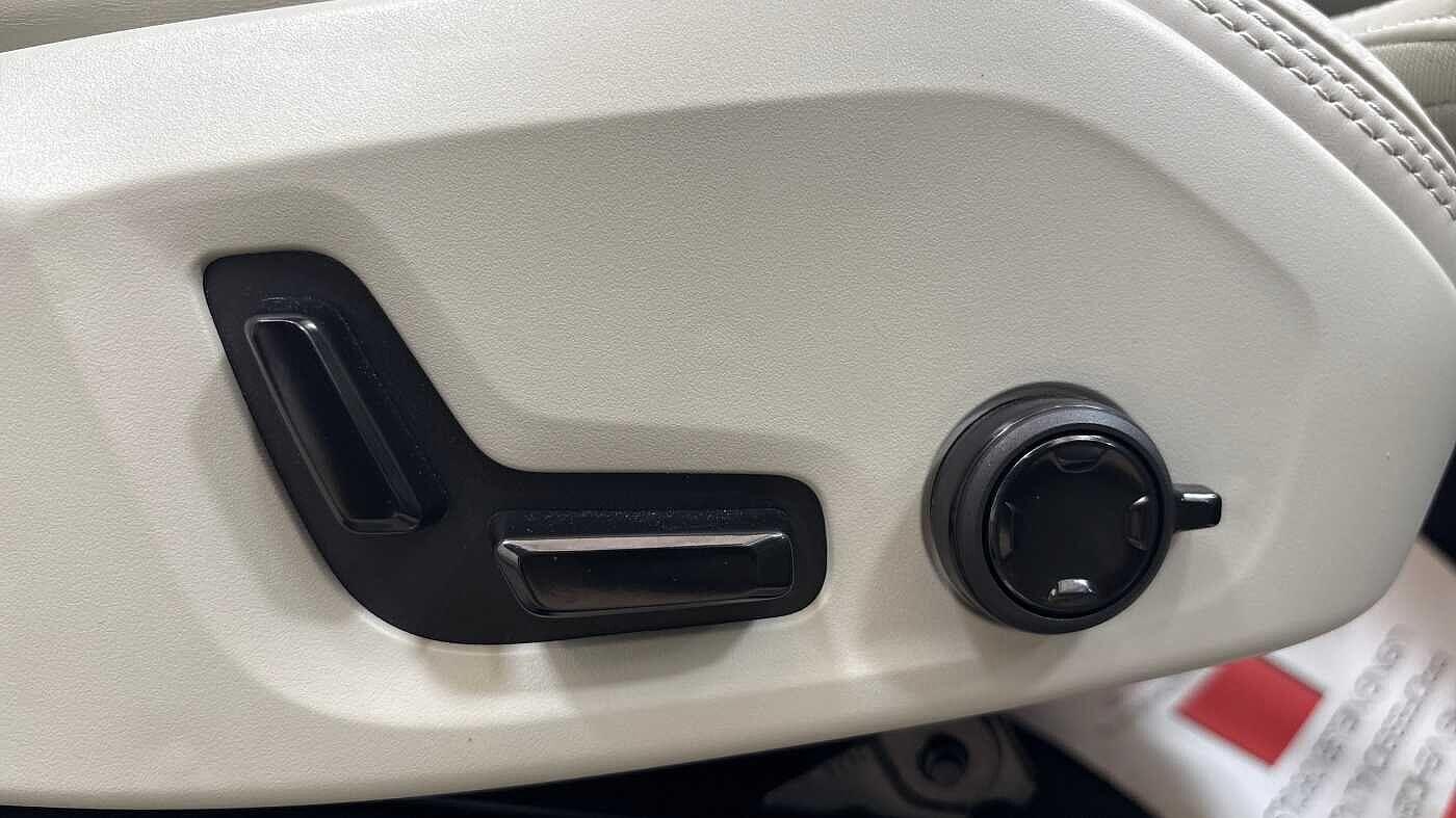 Used Volvo XC90 2025 for sale - 76667478: Photo 28