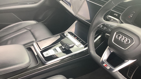Used Audi Q8 2021 for sale - 75553267: Photo 10