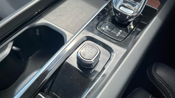 Used Volvo XC60 2024 for sale - 76151565: Photo 28