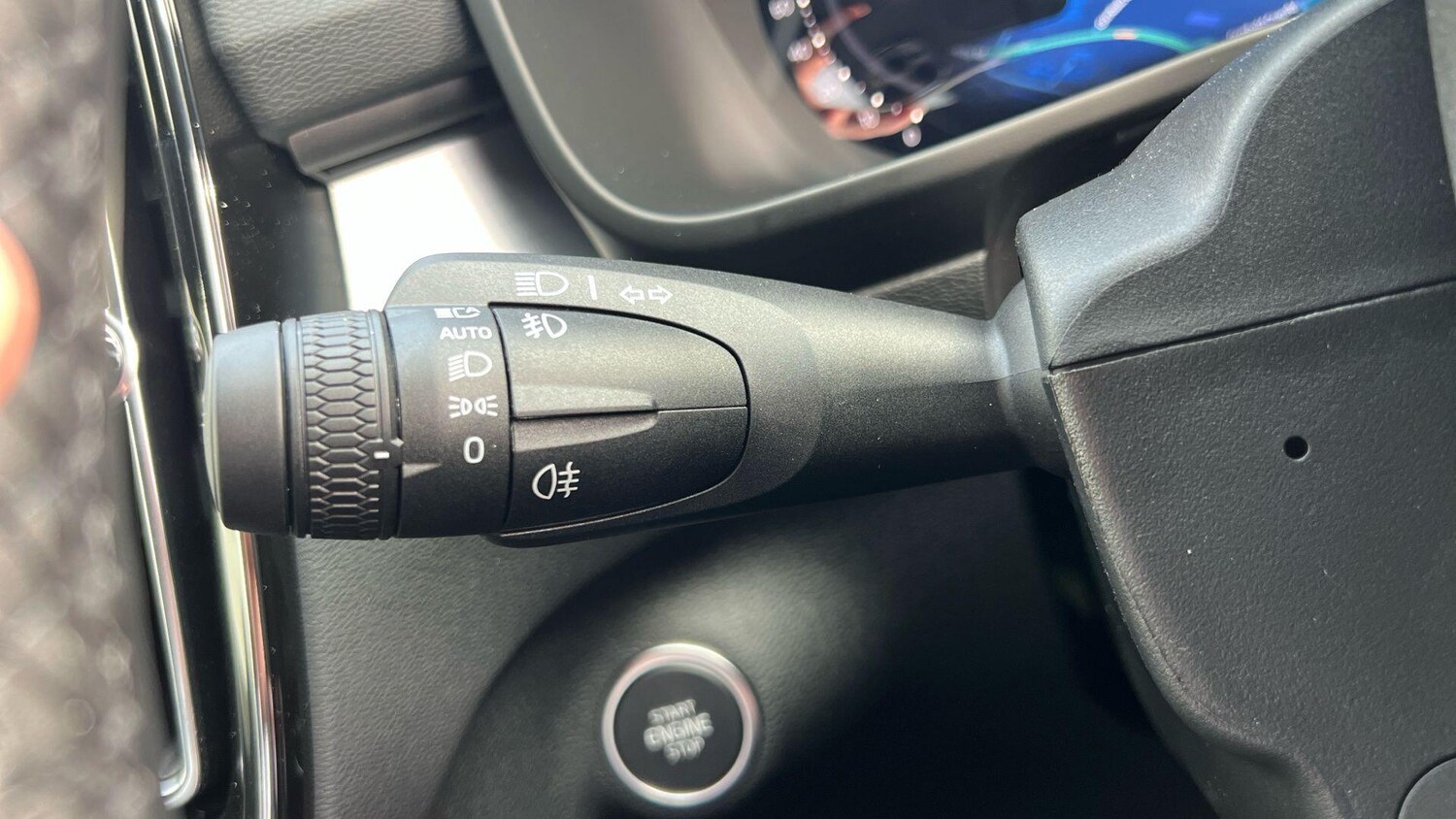 Used Volvo XC40 for sale - 77753561: Photo 12