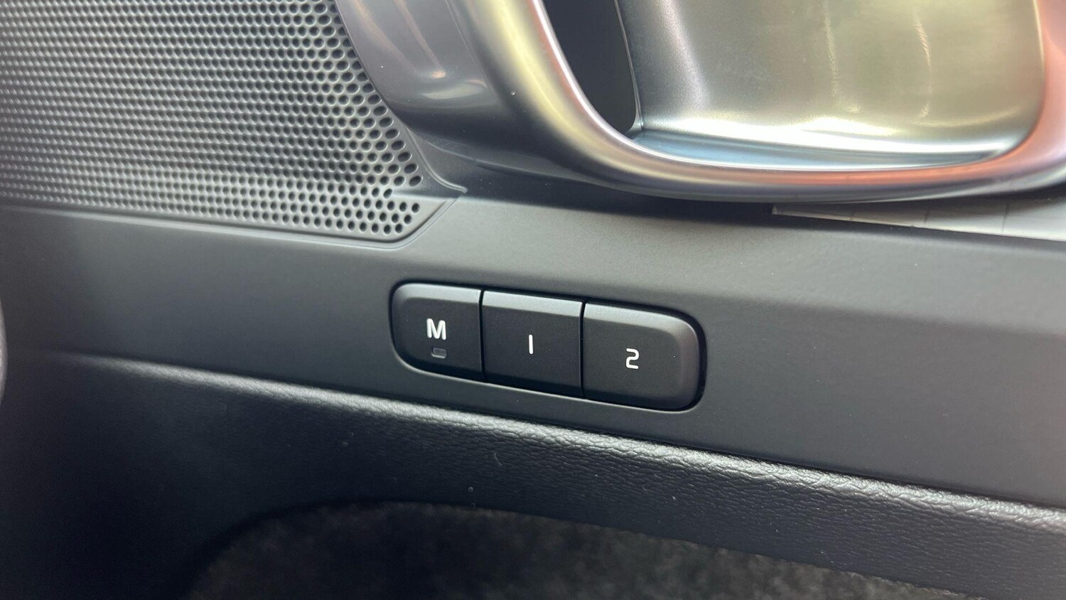 Used Volvo XC40 for sale - 77753561: Photo 22