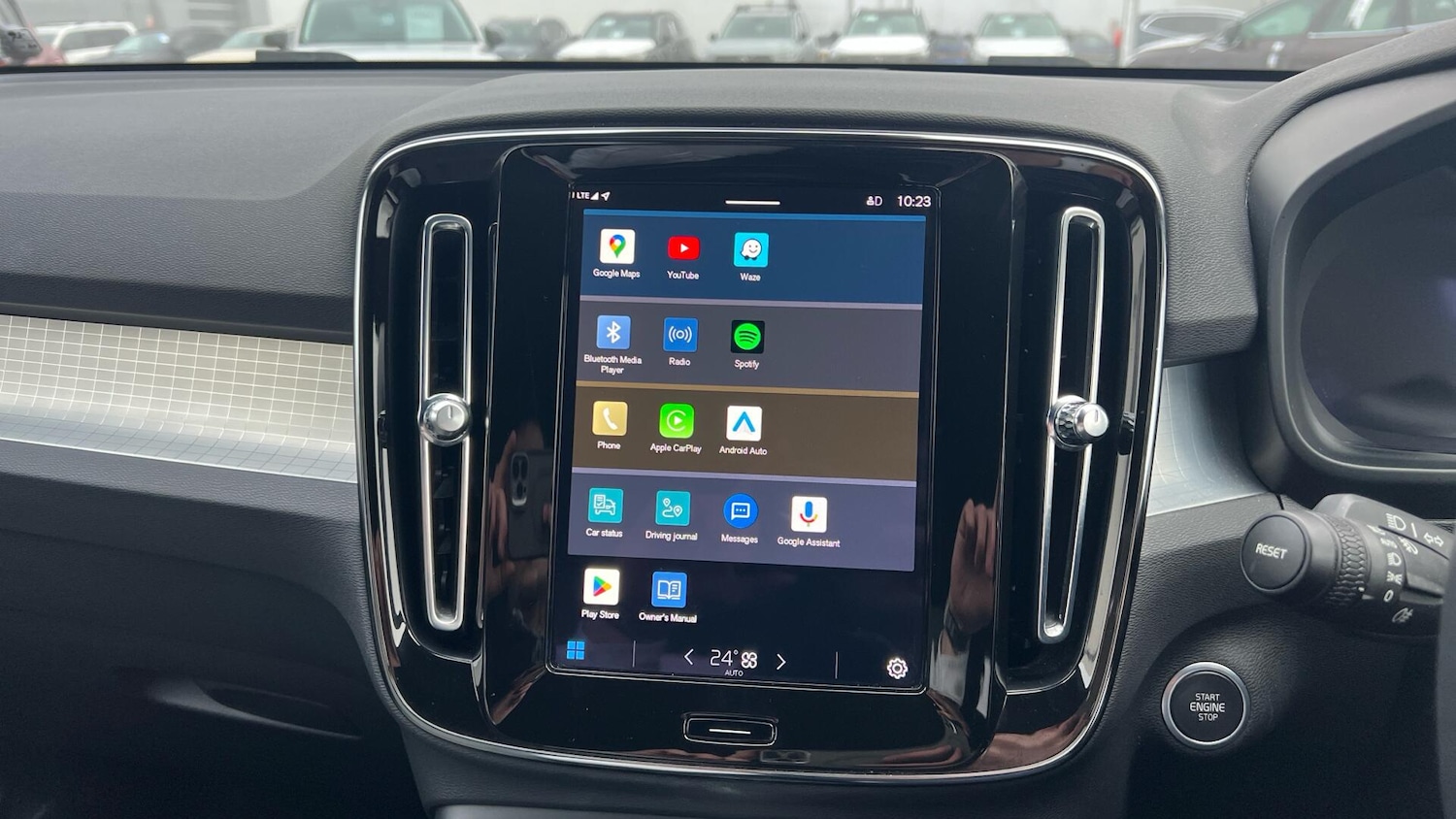 Used Volvo XC40 2023 for sale - 77400492: Photo 16